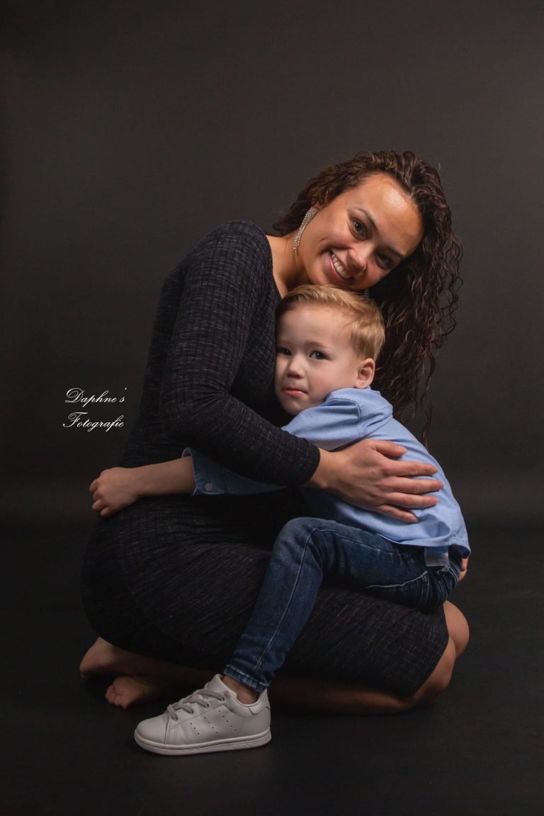 Studiofoto Gemaakt door Daphne's fotografie in Zuidland