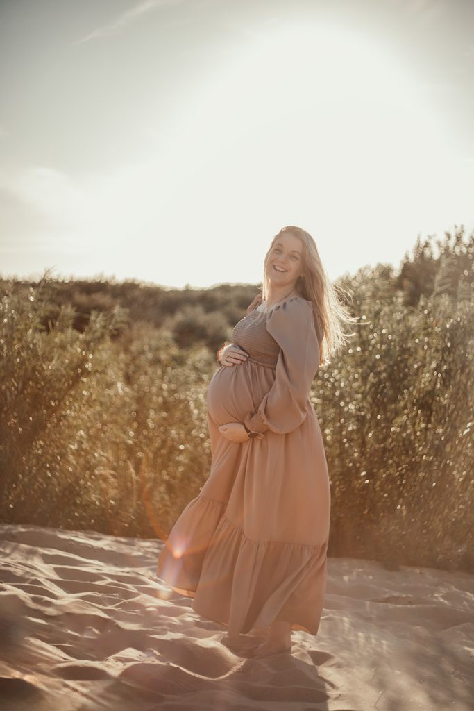 Zwangerschapsfotografie gemaakt door Daphne's Fotografie