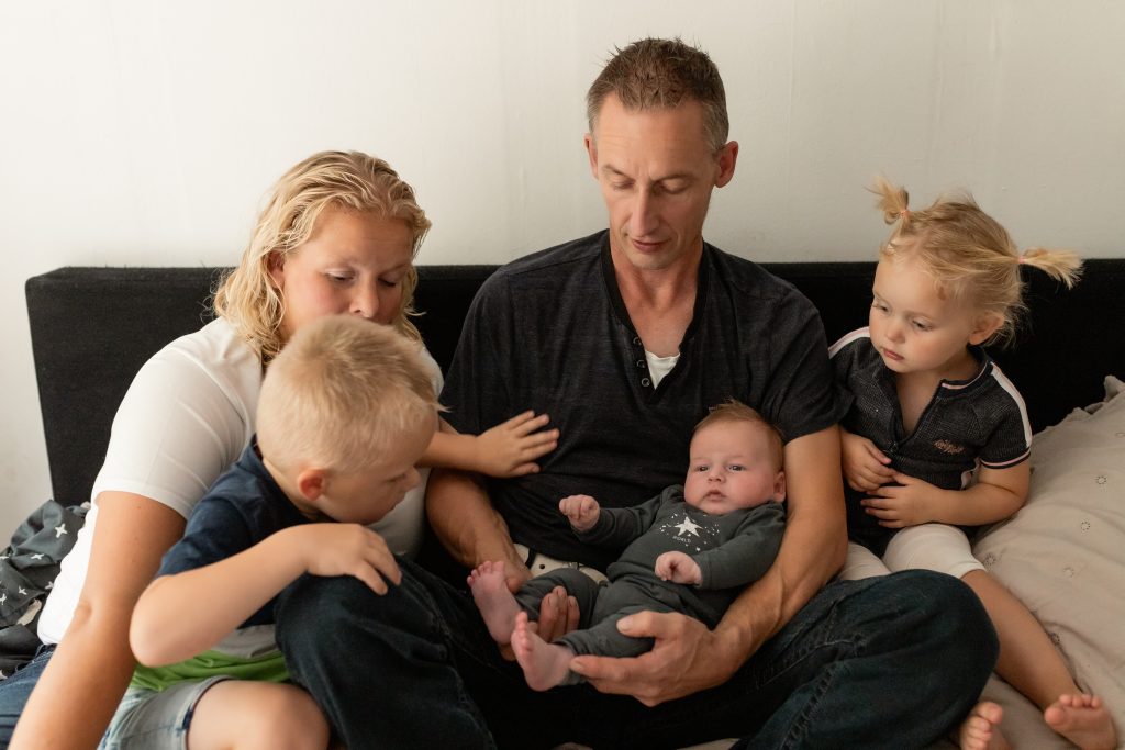 Newborn fotografie gemaakt door Daphne's Fotografie in Zuidland
