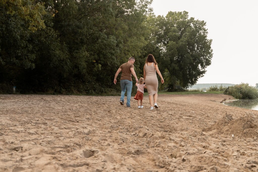 Zwangerschapsfotoshoot gemaakt door Daphne's fotografie in zuidland
