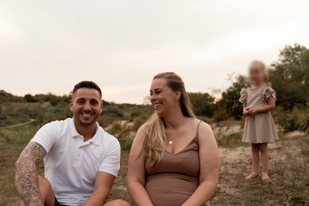 zwangerschapsshoot gemaakt door Daphne's Fotografie in Zuidland