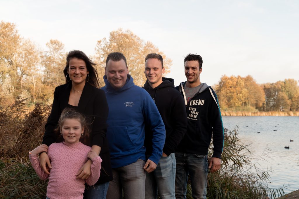 Familiefotoshoot in Zuidland - Daphne;s fotografie Zuidland