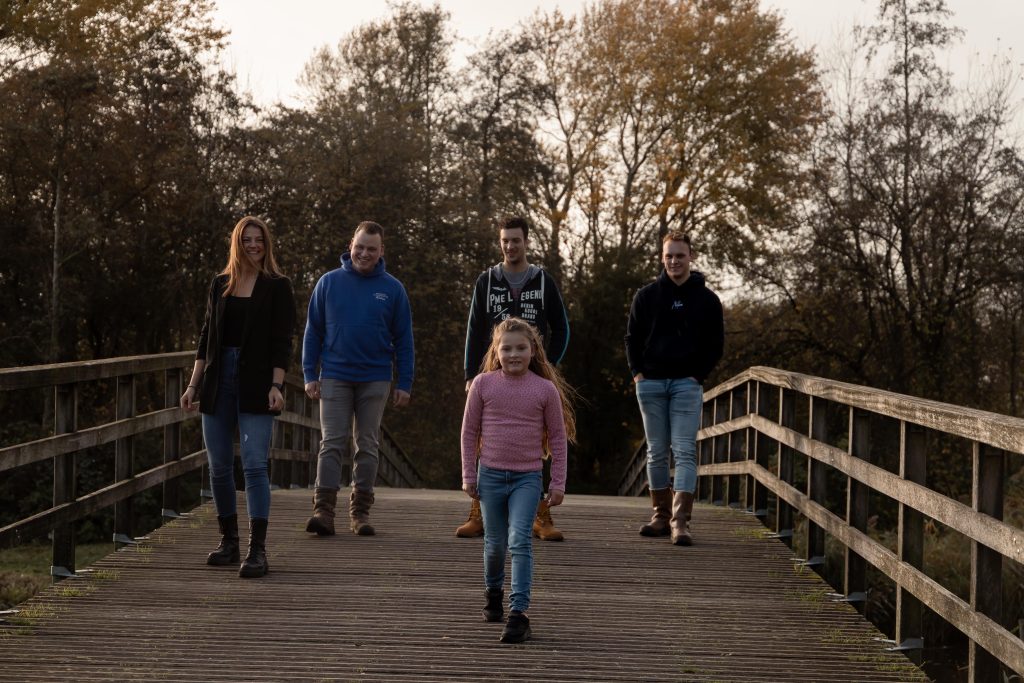 Familiefotoshoot in Zuidland - Daphne;s fotografie Zuidland